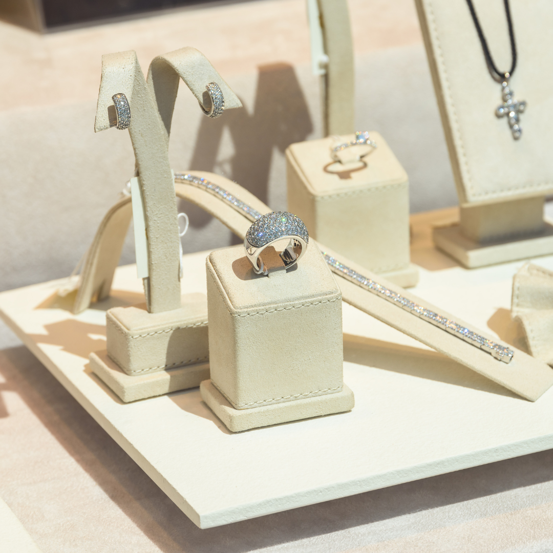 Finest custom gold Jewelry manufacturers Suppliers of Gold Jewelry